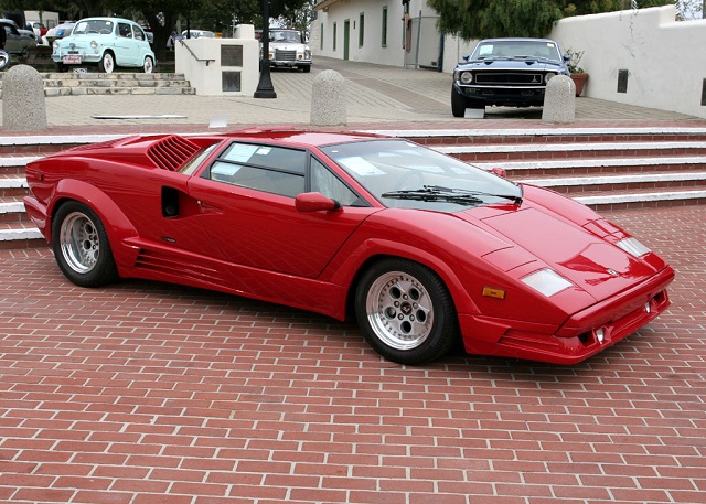5 Coolest Classic Lamborghini Automobiles You Need To Know