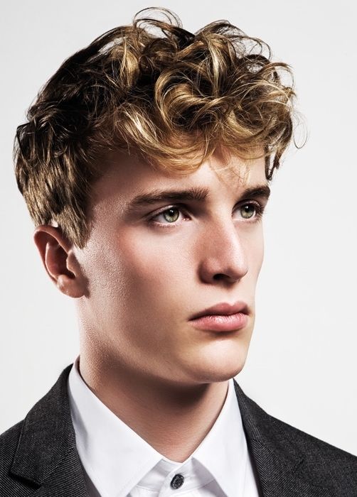 40 Hairstyles for Men with Wavy Hair  Haircut Inspiration