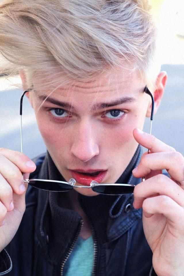 50 Bleached Men's Hairstyles That Will Ensure Your Summer Lasts Forever