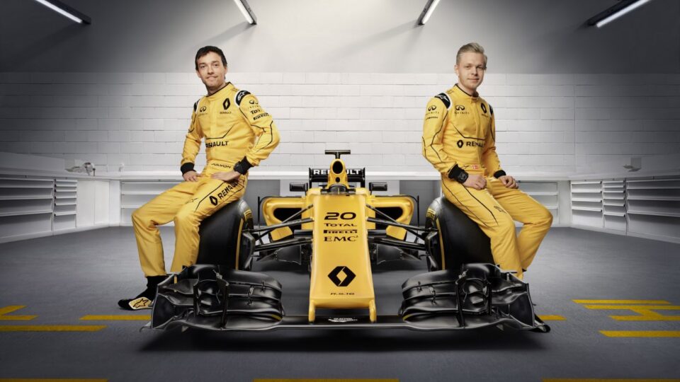 Renault Sport F1 Debut Stunning New Livery Before Season Opener