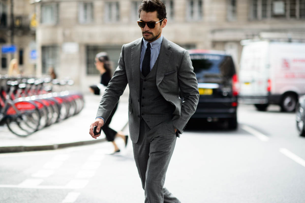 Men Black Slim Fit Check Formal Three Piece Suit
