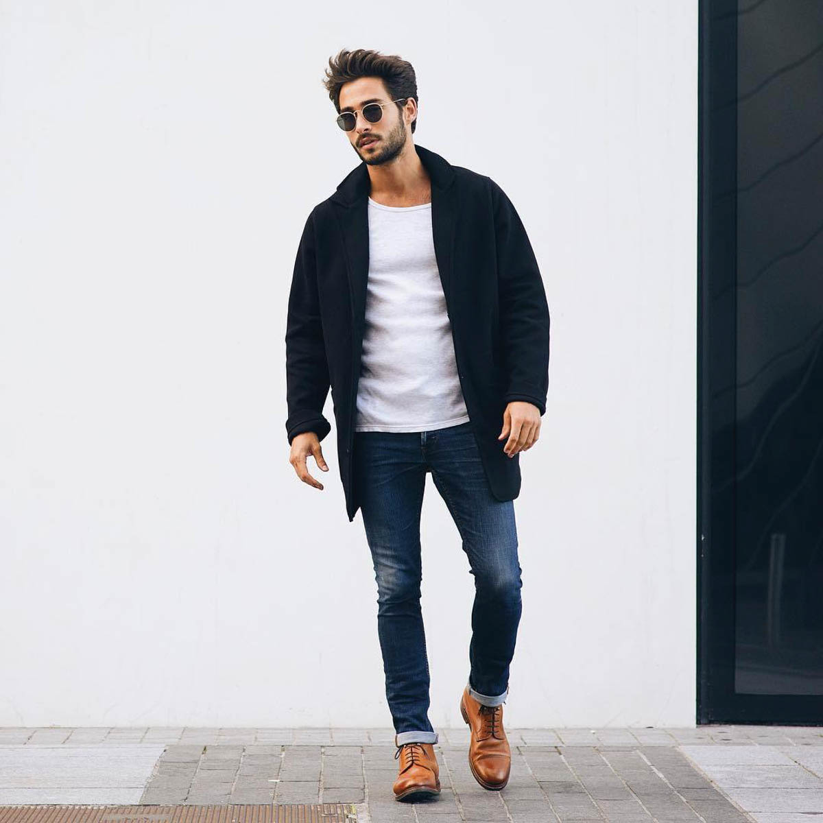 Best Alternatives To Wearing A Shirt And Still Look Stylish