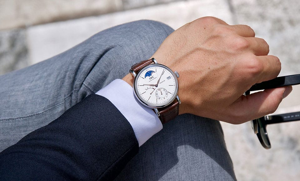 How To Wear A Watch - Modern Men's Guide
