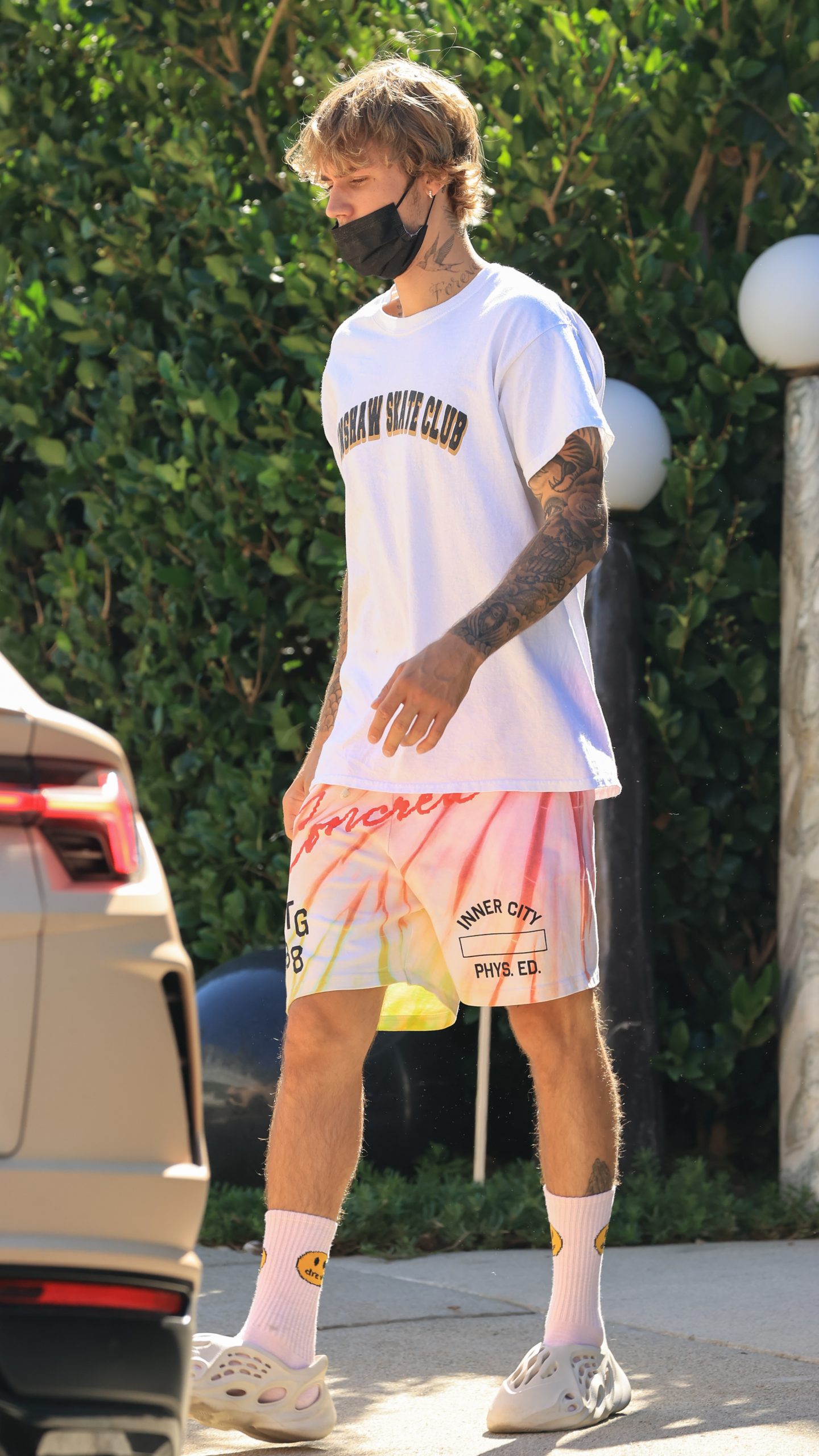 Justin Bieber Spotted Wearing The Only Shoes Worse Than Crocs