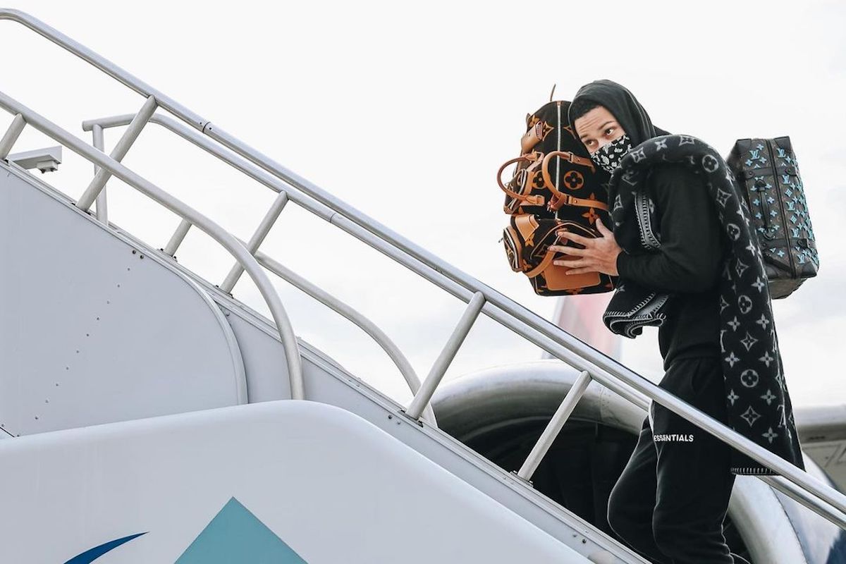 Ben Simmons Secures The Bag With Luxurious Louis Vuitton Luggage - DMARGE