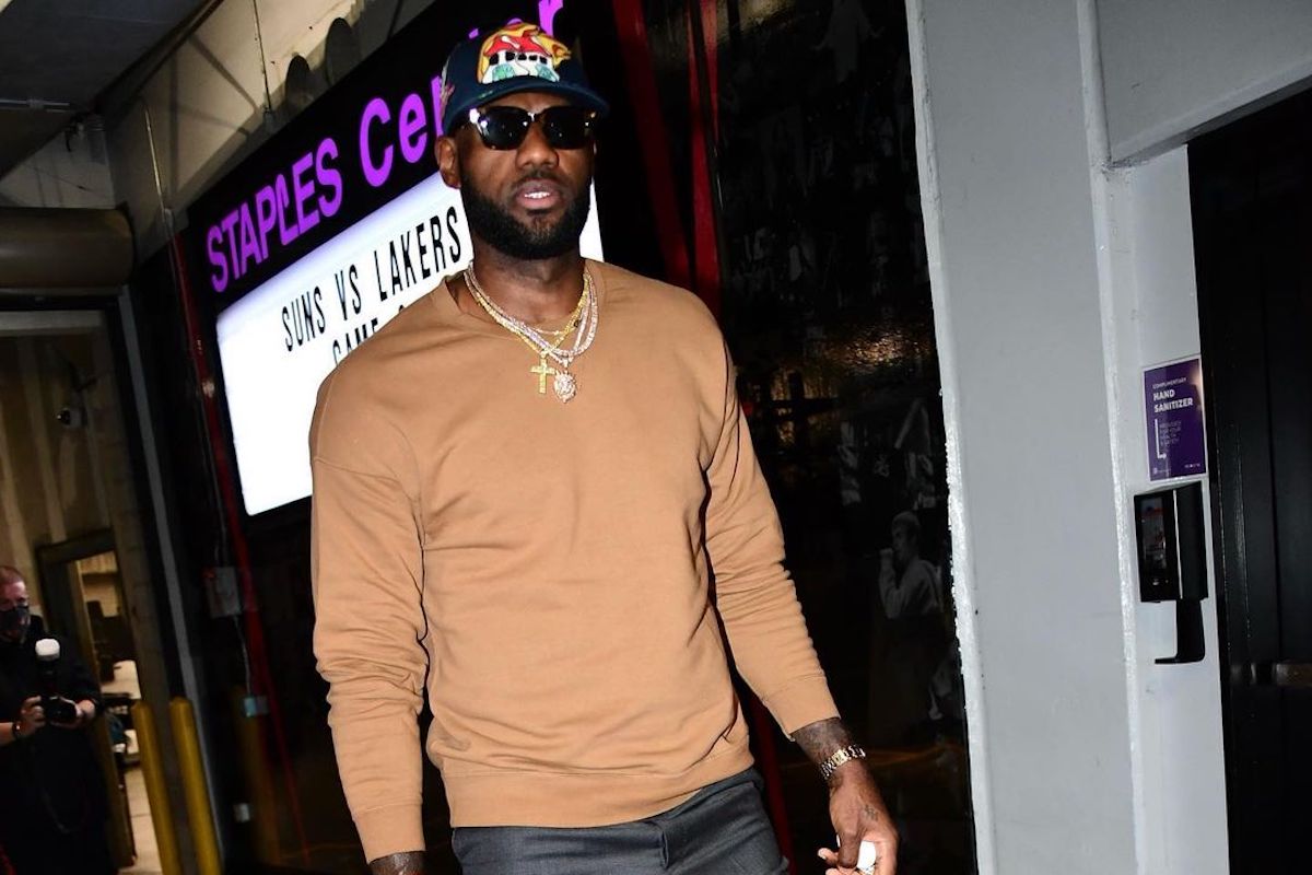 Can You Pull Off a Shorts Suit Like LeBron James? - WSJ