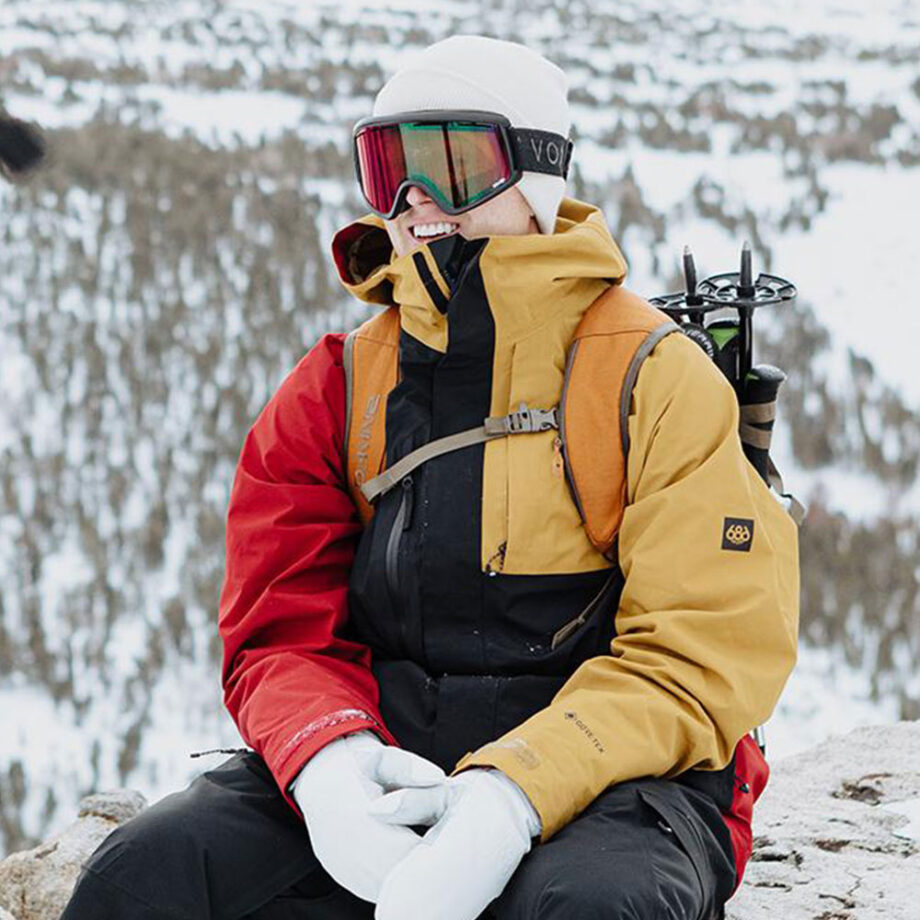 19 Best Snowboarding Clothing Brands 2022