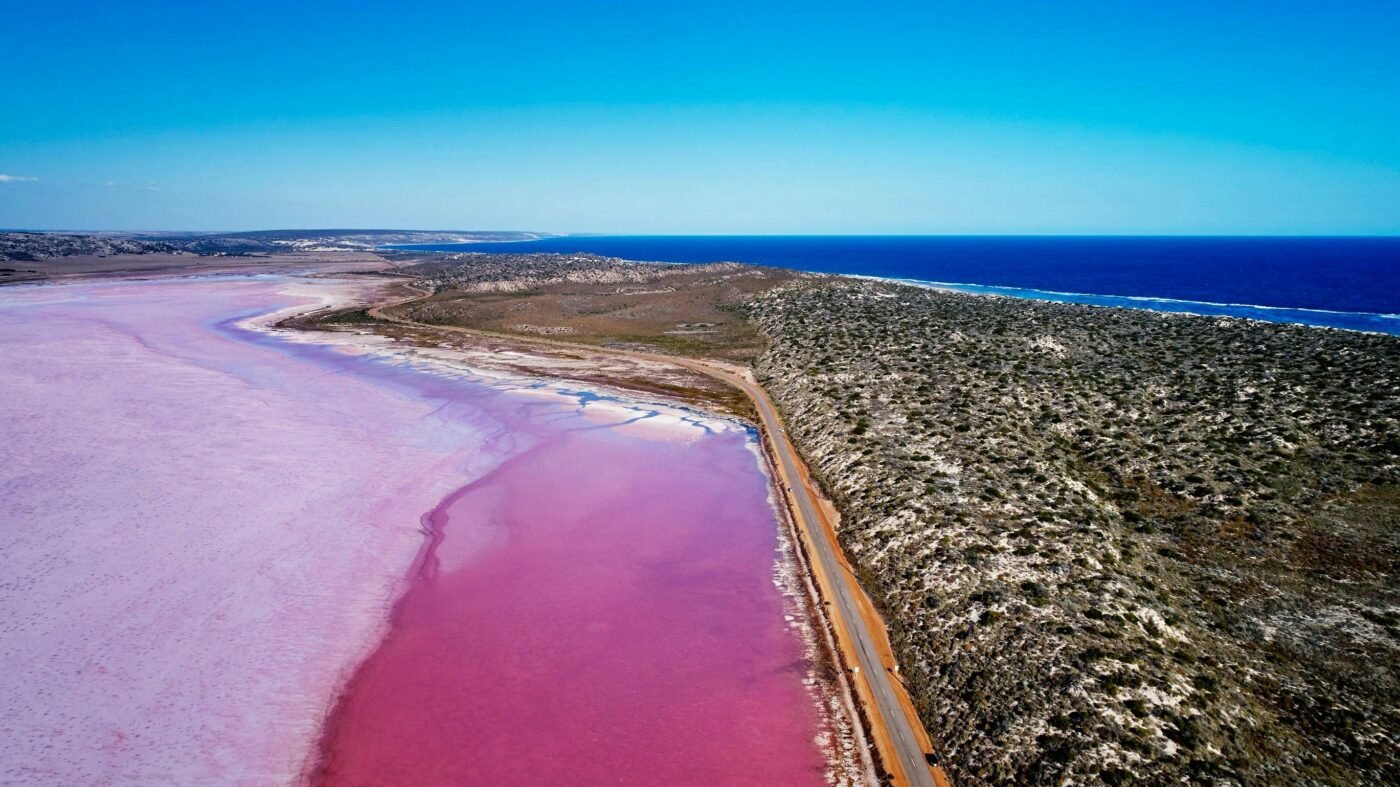 Australia's coast: pink lake,