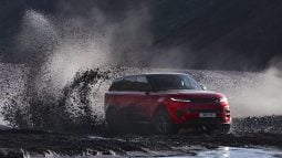 Red Range Rover conquers Australia's rugged outback.