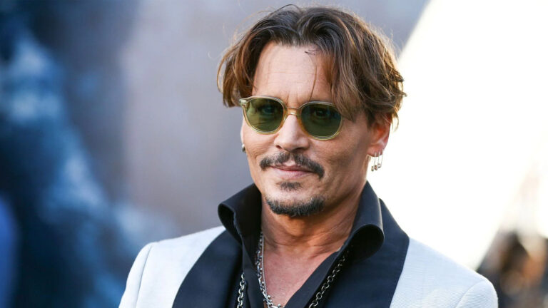 A-Listers Throw Their Support Behind Johnny Depp, Including One Famous ...