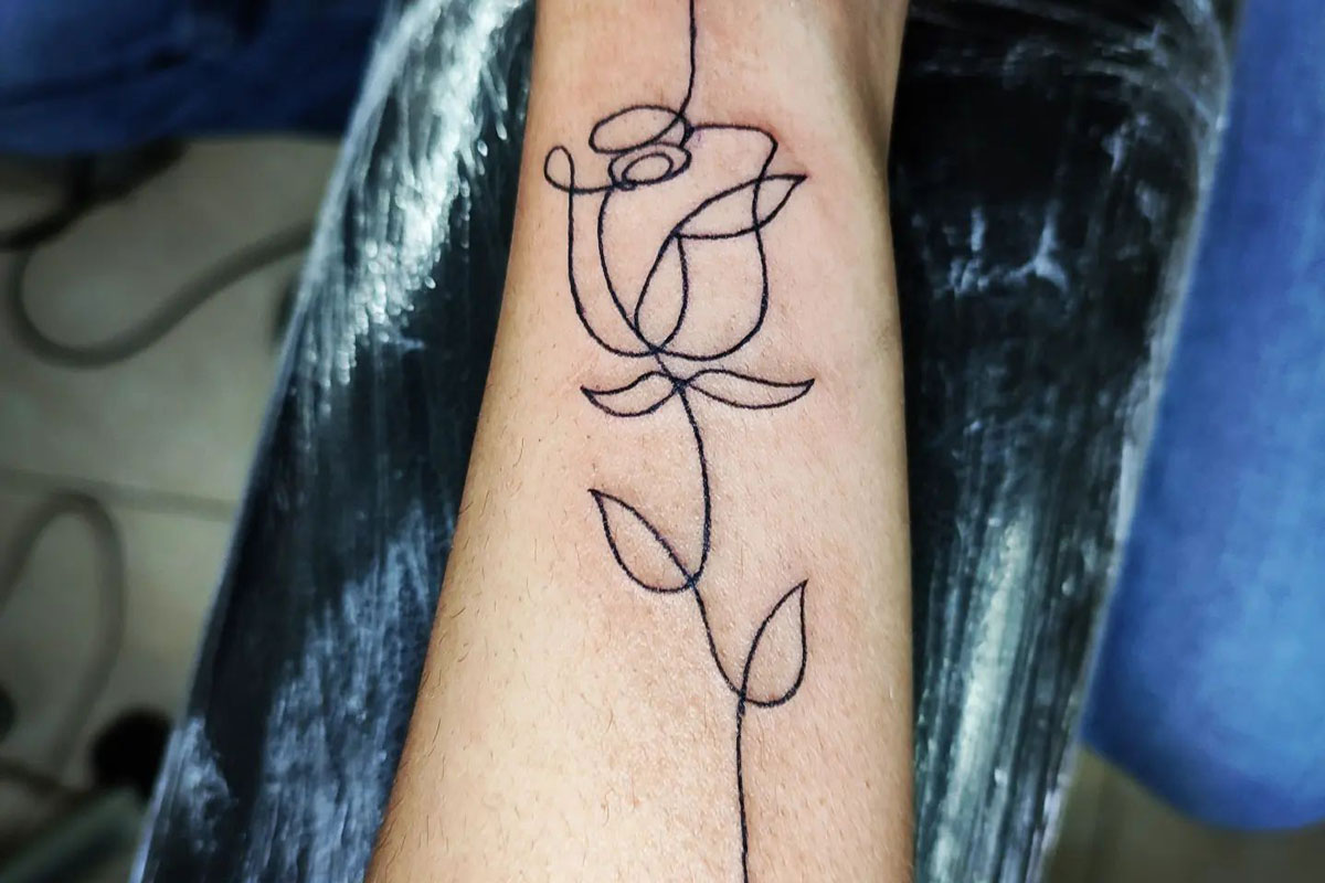 Temporary tattoo Sioou  One line rose