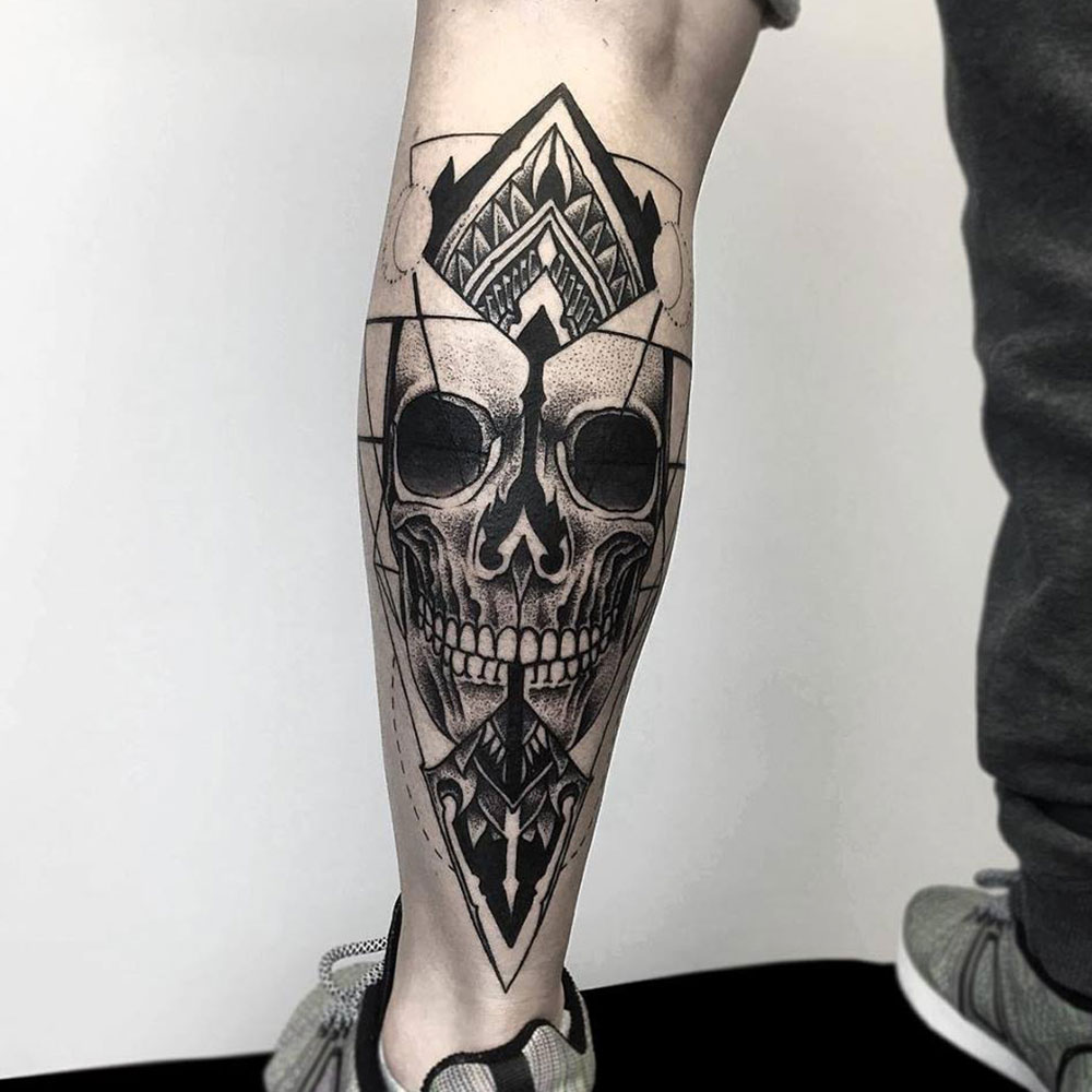 45 People Showing Off Their Awesome Leg Tattoos