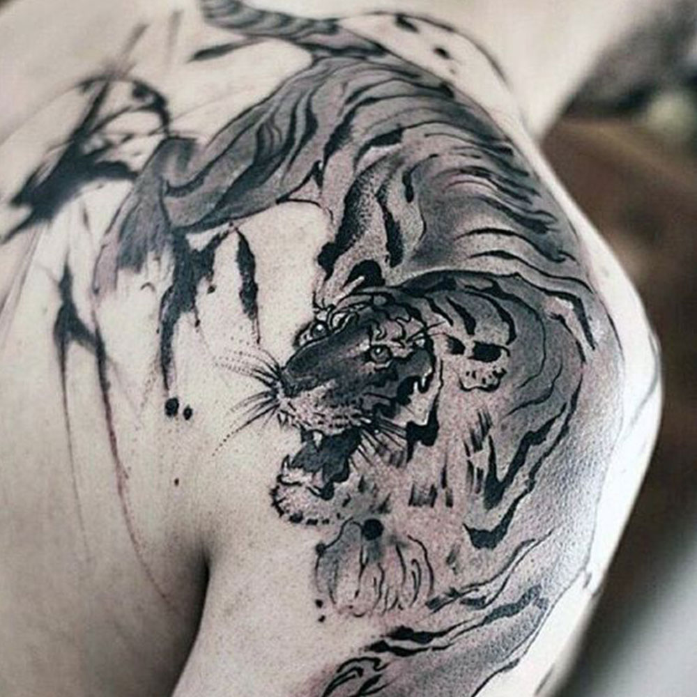 14 Best Shoulder Tattoo Designs  Tiger Tattoo Ideas  PetPress