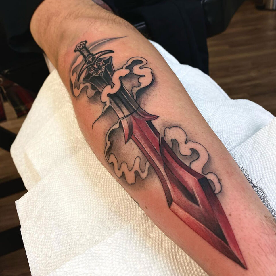 In Japanese mythology Raijin is the God of lightning thunder and storms  He also looks awesome in ink with these Raijin t  Lightning tattoo  Tattoos Leg tattoos