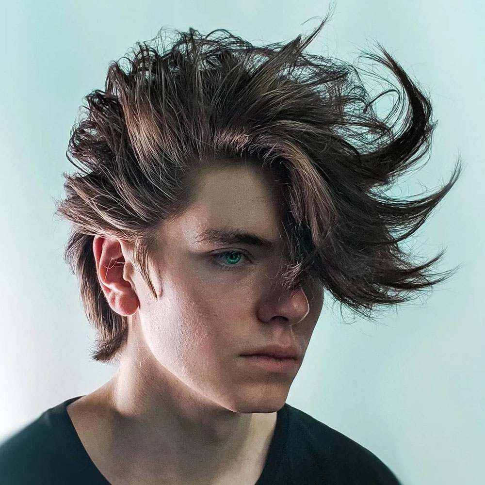 35 Cool Emo Hairstyles For Guys (2023 Guide)  Emo hairstyles for guys, Emo  haircuts, Short scene hair