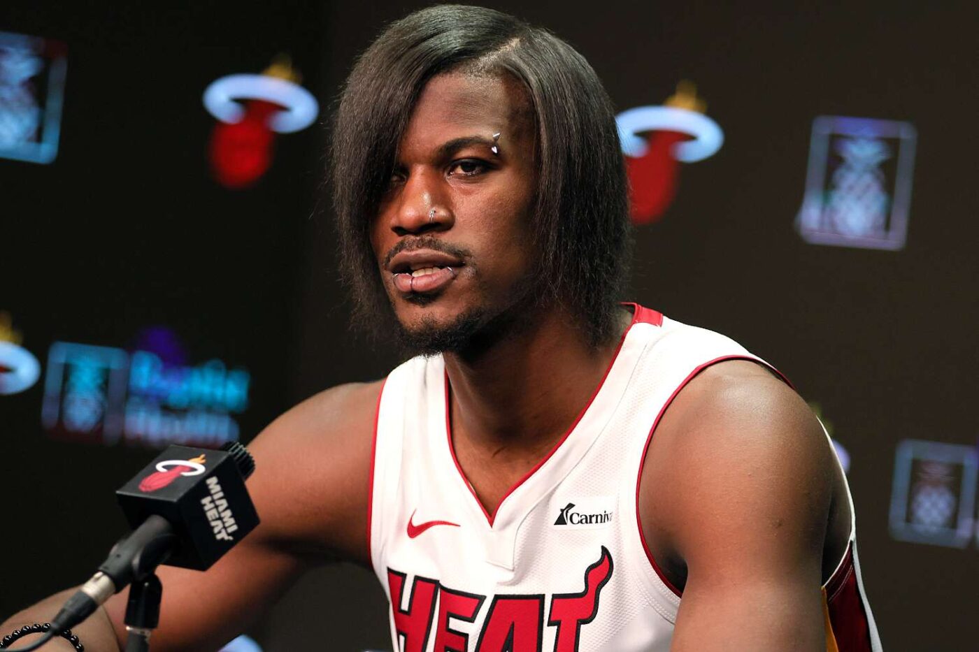 NBA's Jimmy Butler Debuts Hilarious New Look For Miami Heat Media Day ...