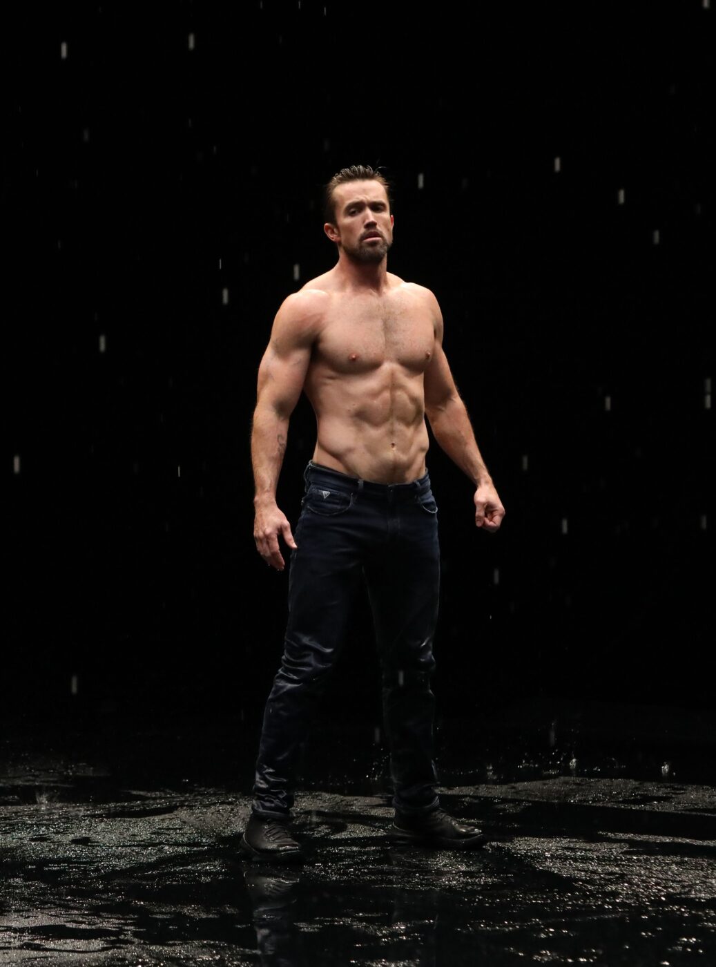 Rob McElhenney's body after his fitness transformation. 