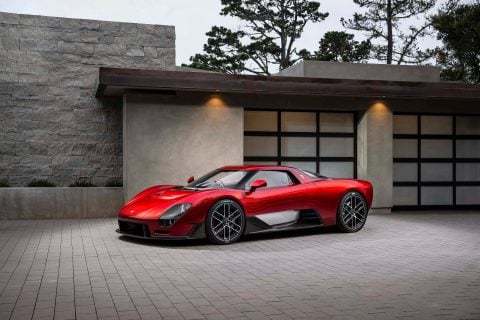 McLaren McL 6GT, the brand's first manual transmission since the F1