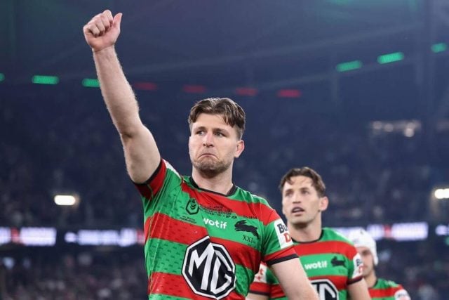 Jai Arrow raises his thumb to the South Sydney Rabbitohs crowd during his 100th and final NRL game against the Sydney Roosters