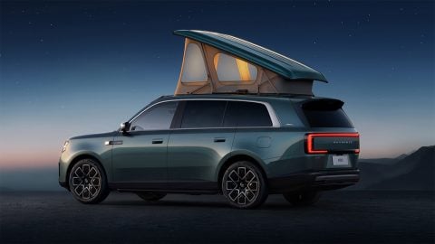 Xiaomi Sky Nomad N90 in green with pop-top roof tent extended at dusk